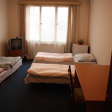 Hotel Kacerov Praga Zewnętrze zdjęcie