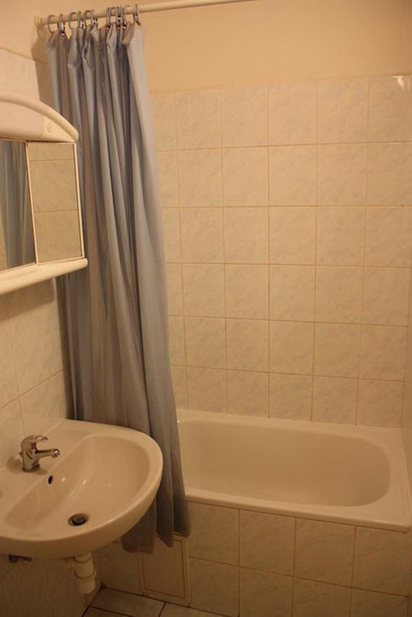 Hotel Kacerov Praga Zewnętrze zdjęcie