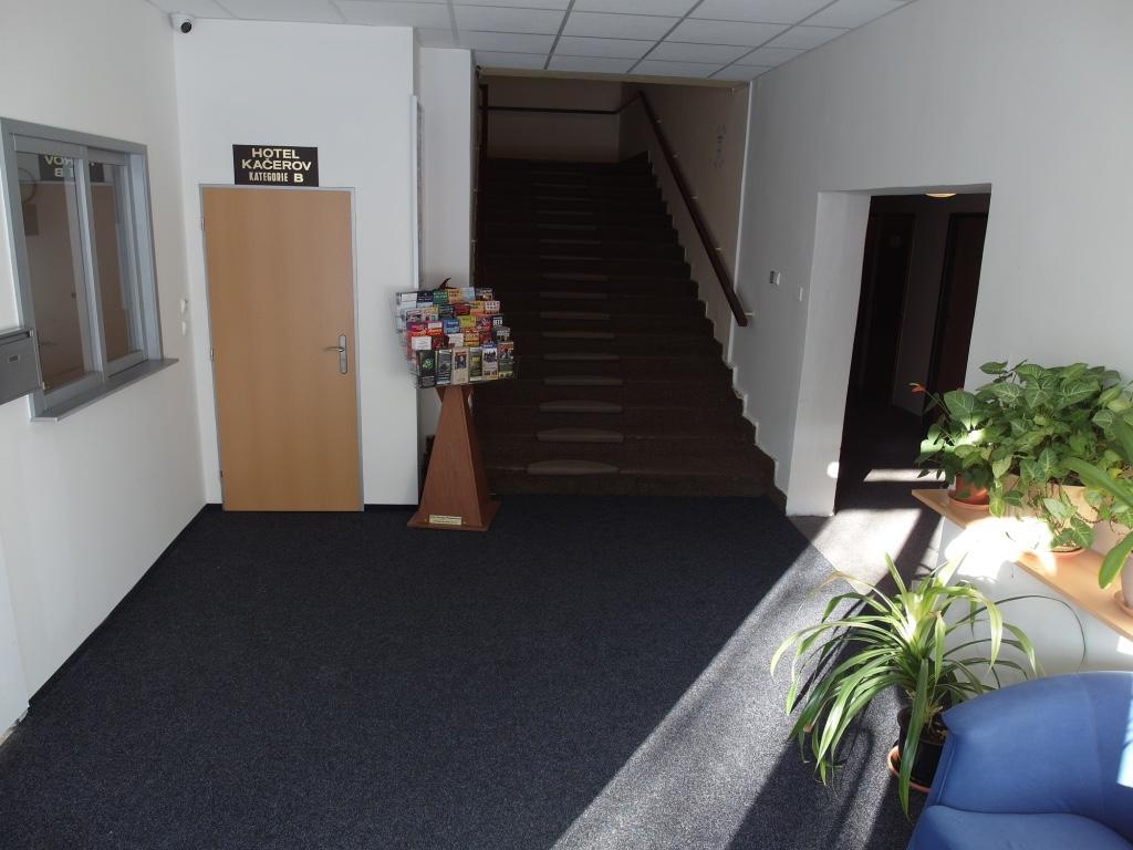 Hotel Kacerov Praga Zewnętrze zdjęcie