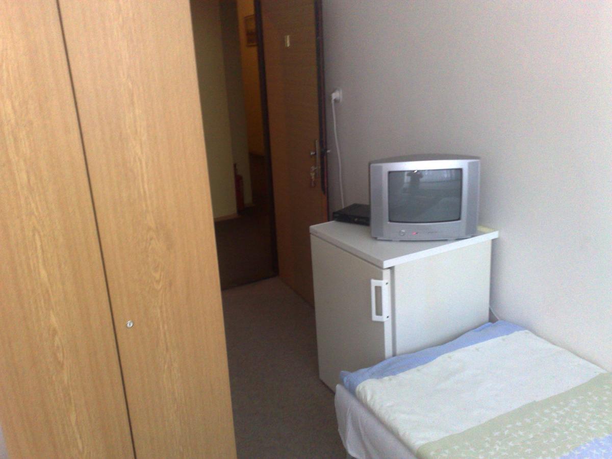 Hotel Kacerov Praga Zewnętrze zdjęcie